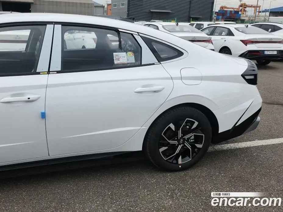 Hyundai Sonata 2026 2.0 автомат (гидро), фото 11