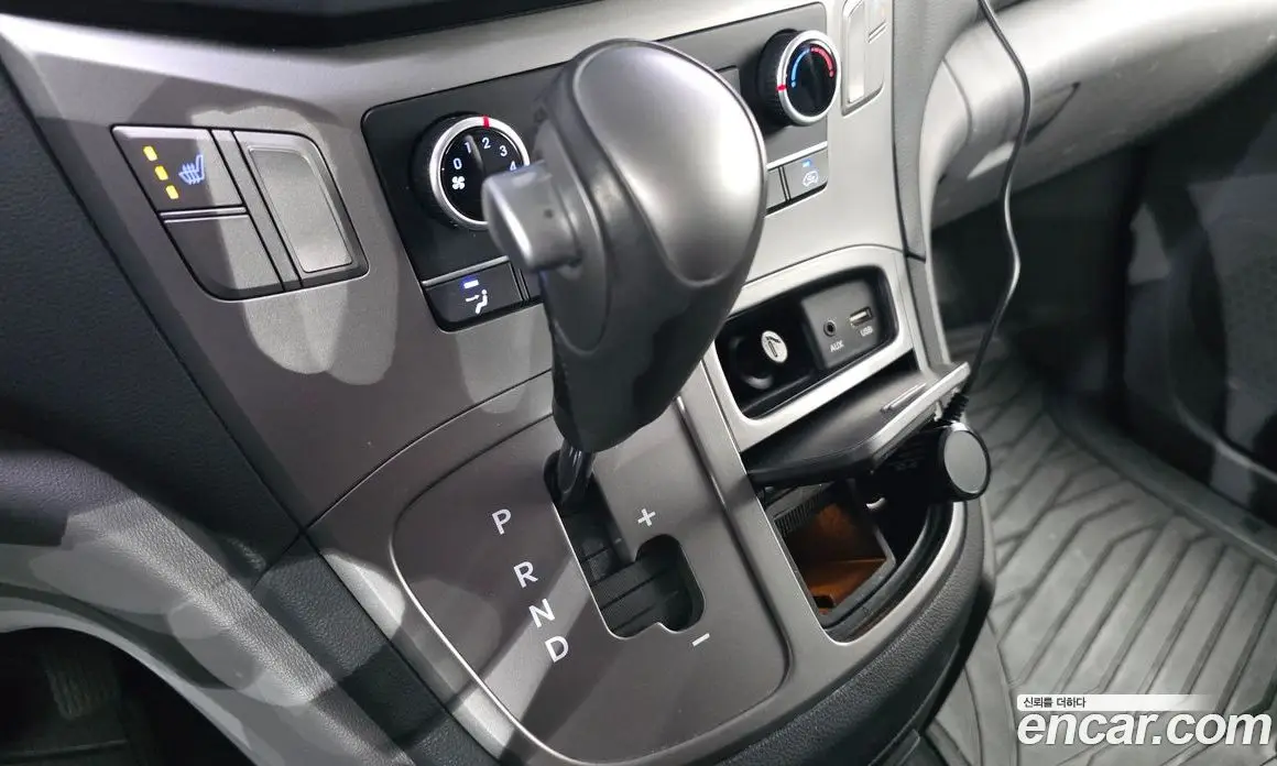 Hyundai Starex 2019 2.5 автомат (гидро), фото 9