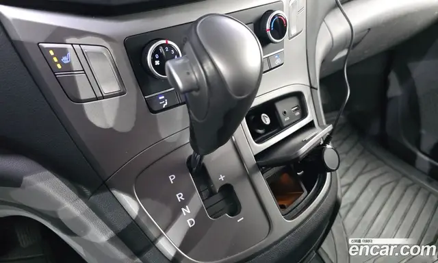 Hyundai Starex 2019 2.5 автомат (гидро), миниатюра 9