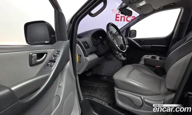 Hyundai Starex 2019 2.5 автомат (гидро), миниатюра 10