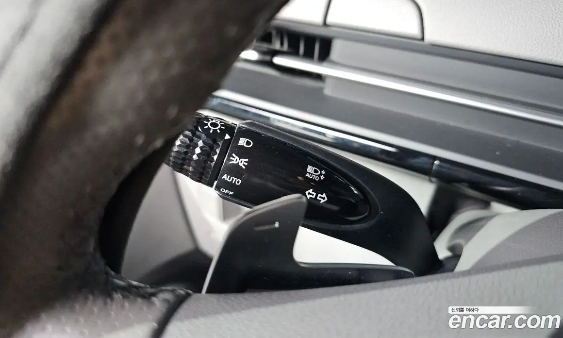 Hyundai Staria 2021 2.2 автомат (гидро), фото 21