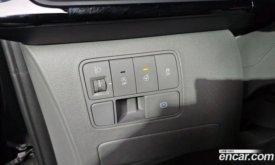 Hyundai Staria 2021 2.2 автомат (гидро), фото 22