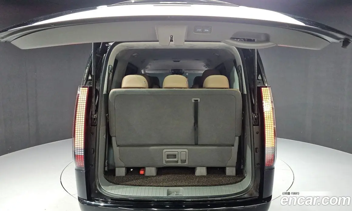 Hyundai Staria 2021 2.2 автомат (гидро), фото 26