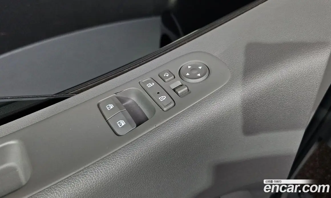 Hyundai Staria 2021 2.2 автомат (гидро), фото 29