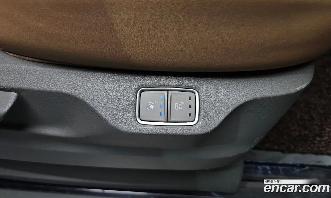 Hyundai Staria 2021 2.2 автомат (гидро), фото 30