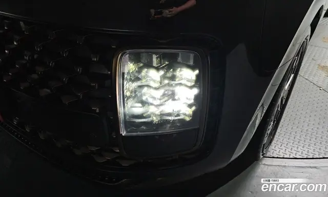 Hyundai Staria 2021 2.2 автомат (гидро), миниатюра 8