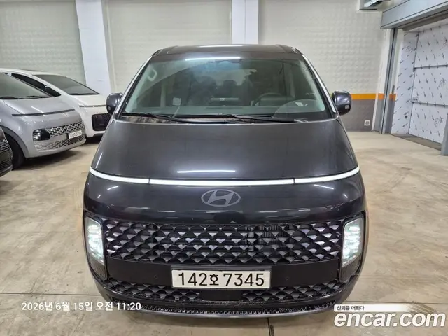 Hyundai Staria 2025 2.2 автомат (гидро), миниатюра 3