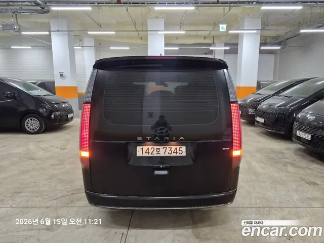Hyundai Staria 2025 2.2 автомат (гидро), миниатюра 4
