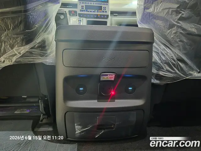 Hyundai Staria 2025 2.2 автомат (гидро), миниатюра 6