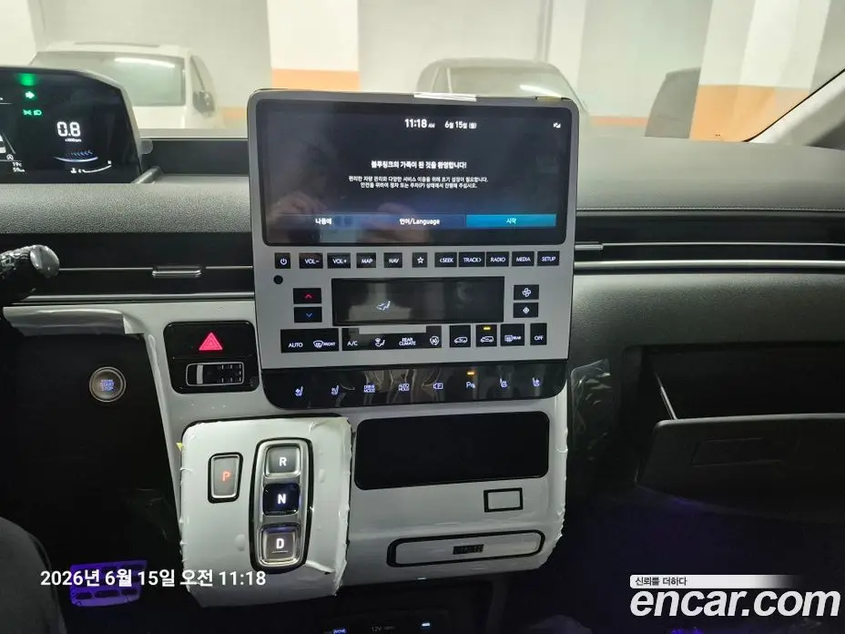 Hyundai Staria 2025 2.2 автомат (гидро), фото 8