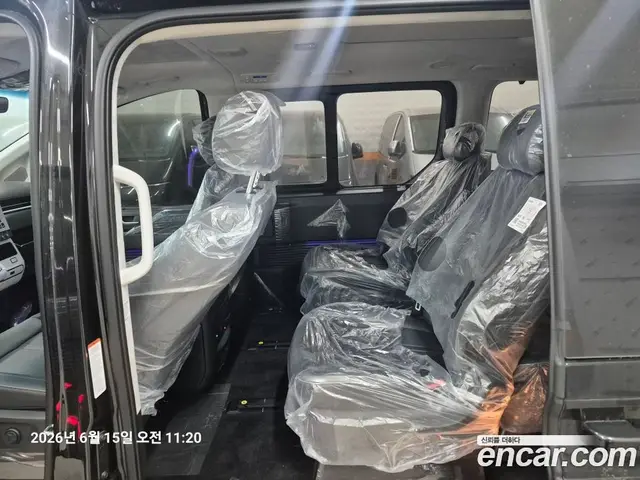 Hyundai Staria 2025 2.2 автомат (гидро), миниатюра 10