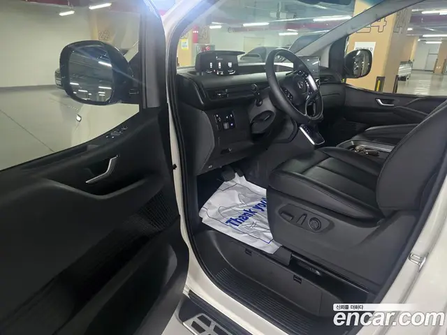 Hyundai Staria 2025 3.5 автомат (гидро), миниатюра 11