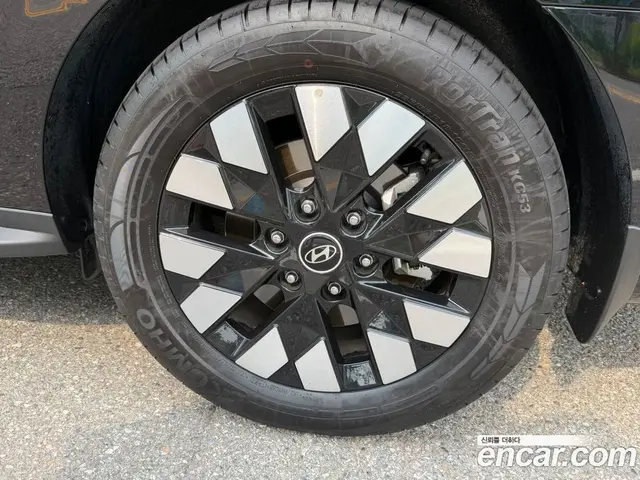 Hyundai Staria 2025 2.2 автомат (гидро), миниатюра 5