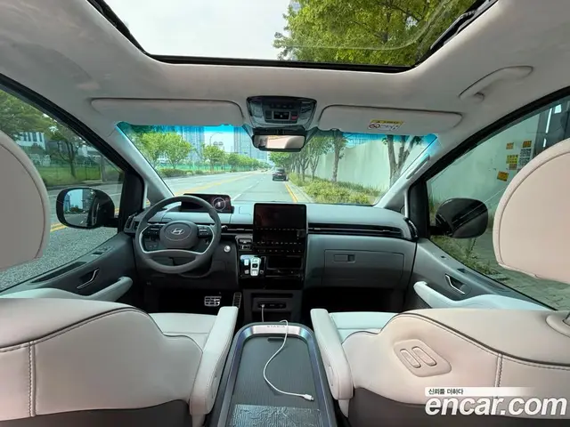 Hyundai Staria 2025 2.2 автомат (гидро), миниатюра 6