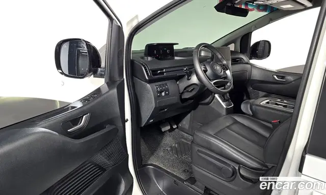Hyundai Staria 2025 2.2 автомат (гидро), миниатюра 12