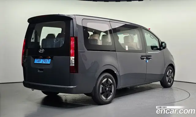 Hyundai Staria 2026 0.1 автомат (гидро), миниатюра 2