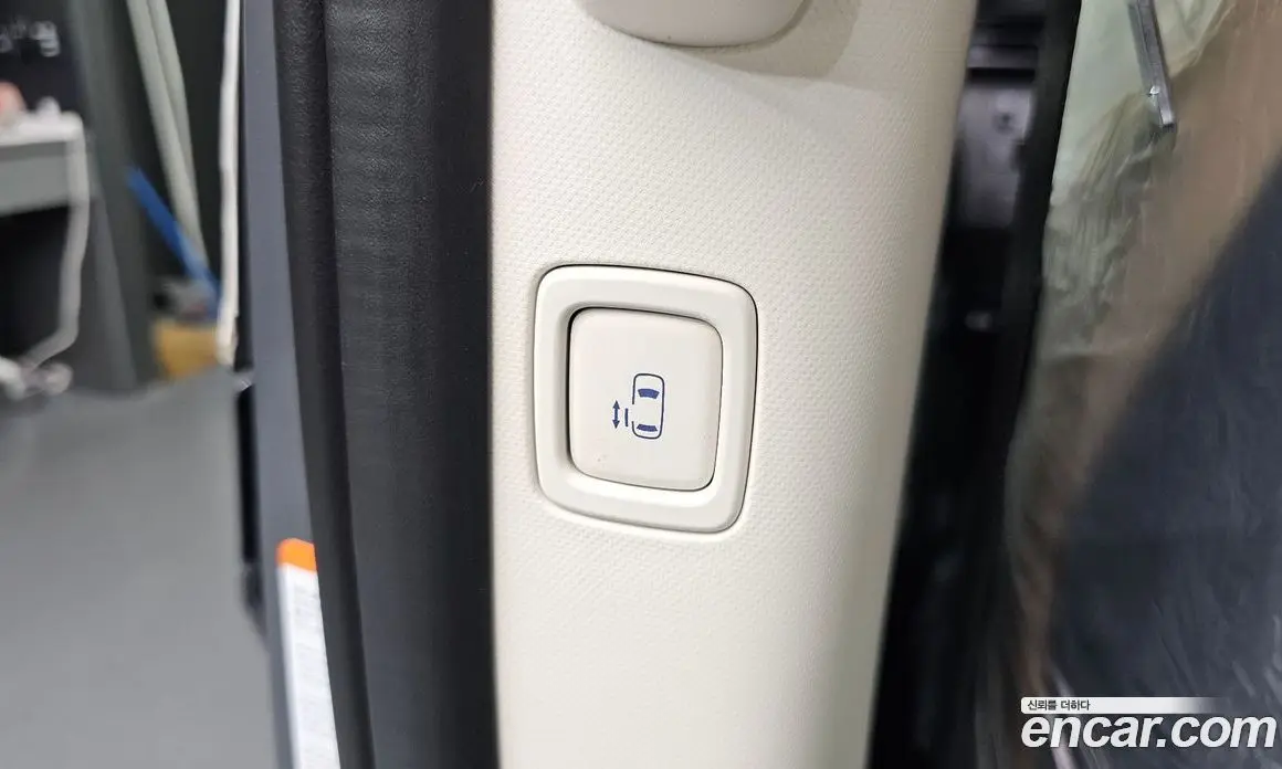 Hyundai Staria 2026 0.1 автомат (гидро), фото 18