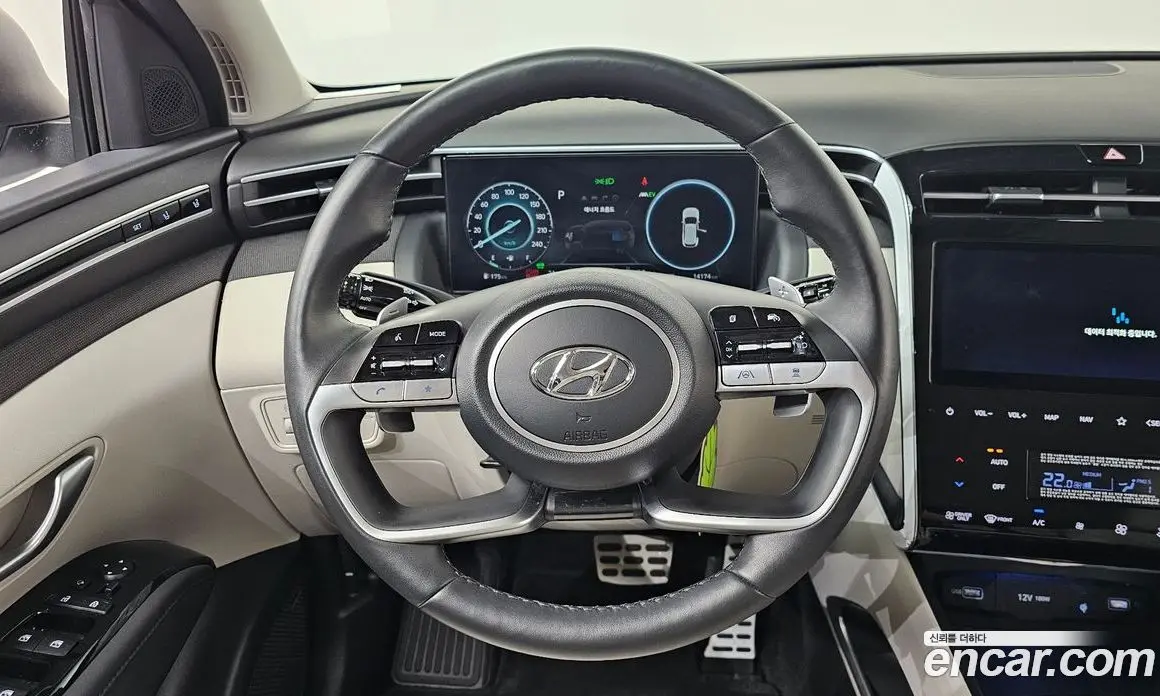 Hyundai Tucson 2022 1.6 автомат (гидро), фото 12