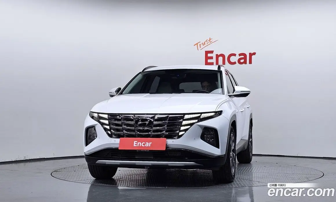 Hyundai Tucson 2022 1.6 автомат (гидро), фото 3