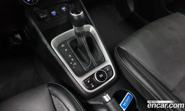 Hyundai Venue 2019 1.6 автомат (гидро), миниатюра 11