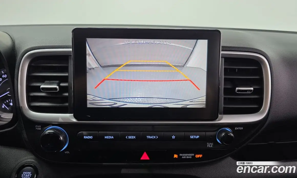 Hyundai Venue 2019 1.6 автомат (гидро), фото 20