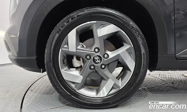 Hyundai Venue 2019 1.6 автомат (гидро), миниатюра 4