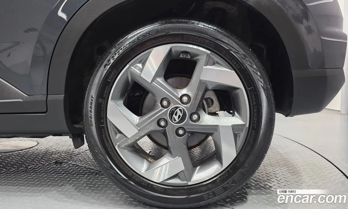 Hyundai Venue 2019 1.6 автомат (гидро), фото 6