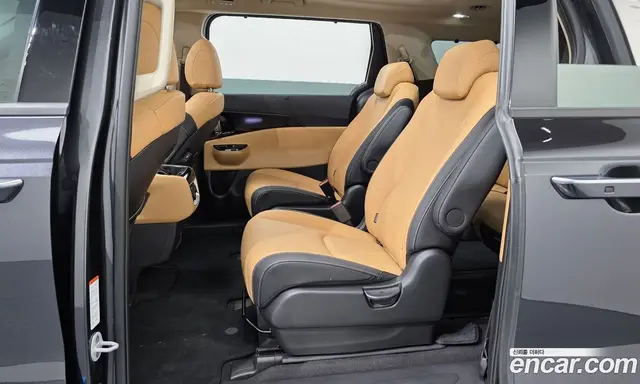 Kia Carnival 2023 3.5 автомат (гидро), миниатюра 12