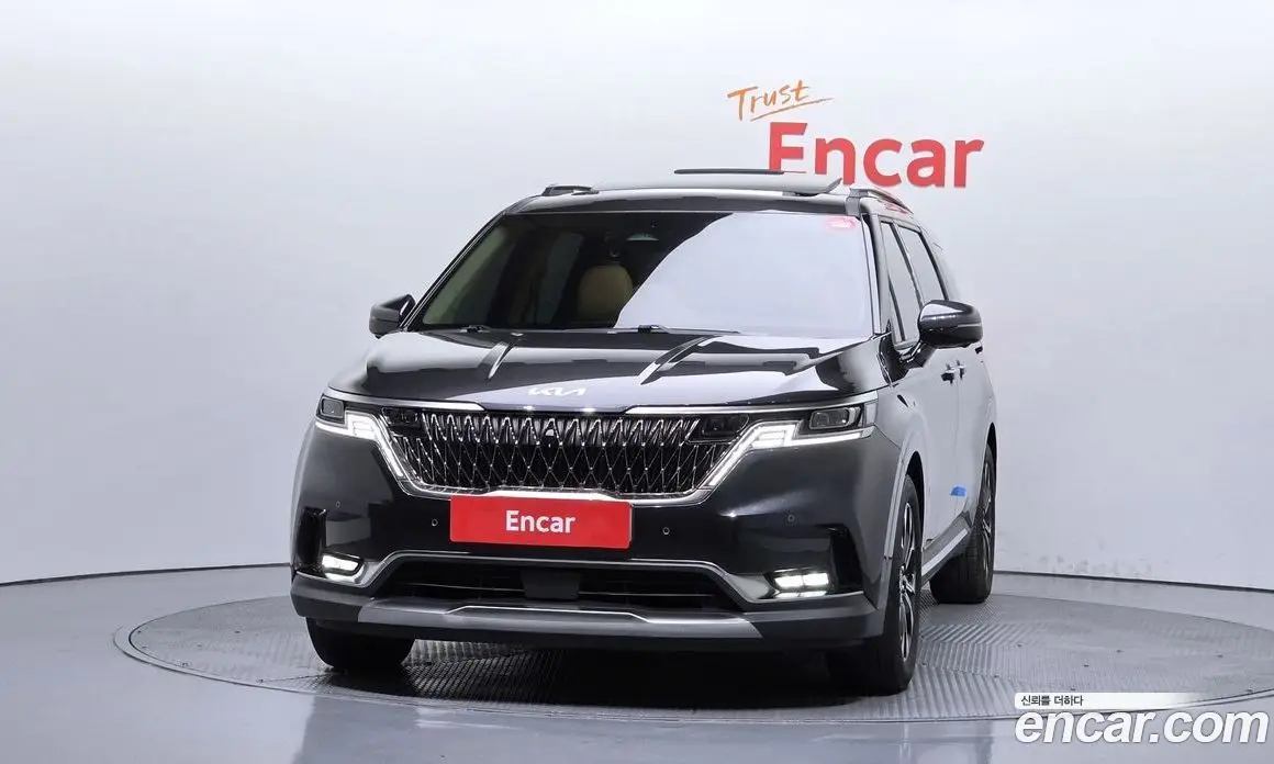 Kia Carnival 2023 3.5 автомат (гидро), фото 3