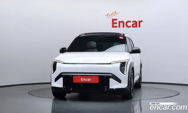 Kia EV3 2024 0.2 автомат (гидро), миниатюра 3