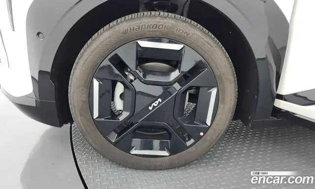 Kia EV3 2024 0.2 автомат (гидро), миниатюра 5