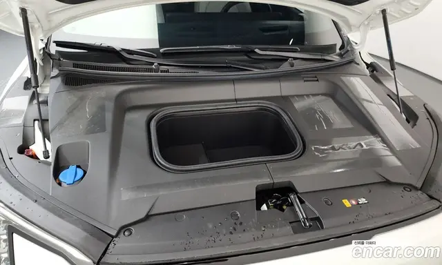 Kia EV3 2024 0.2 автомат (гидро), миниатюра 6