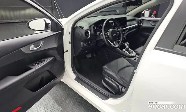 Kia K3 2022 1.6 автомат (гидро), миниатюра 10