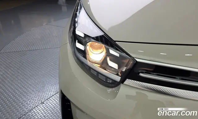 Kia Morning 2023 1.0 автомат (гидро), миниатюра 8