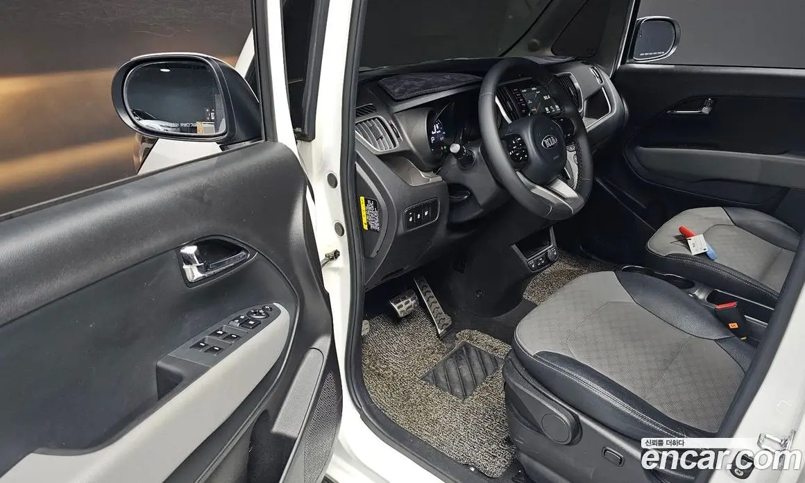 Kia Ray 2019 1.0 автомат (гидро), фото 12