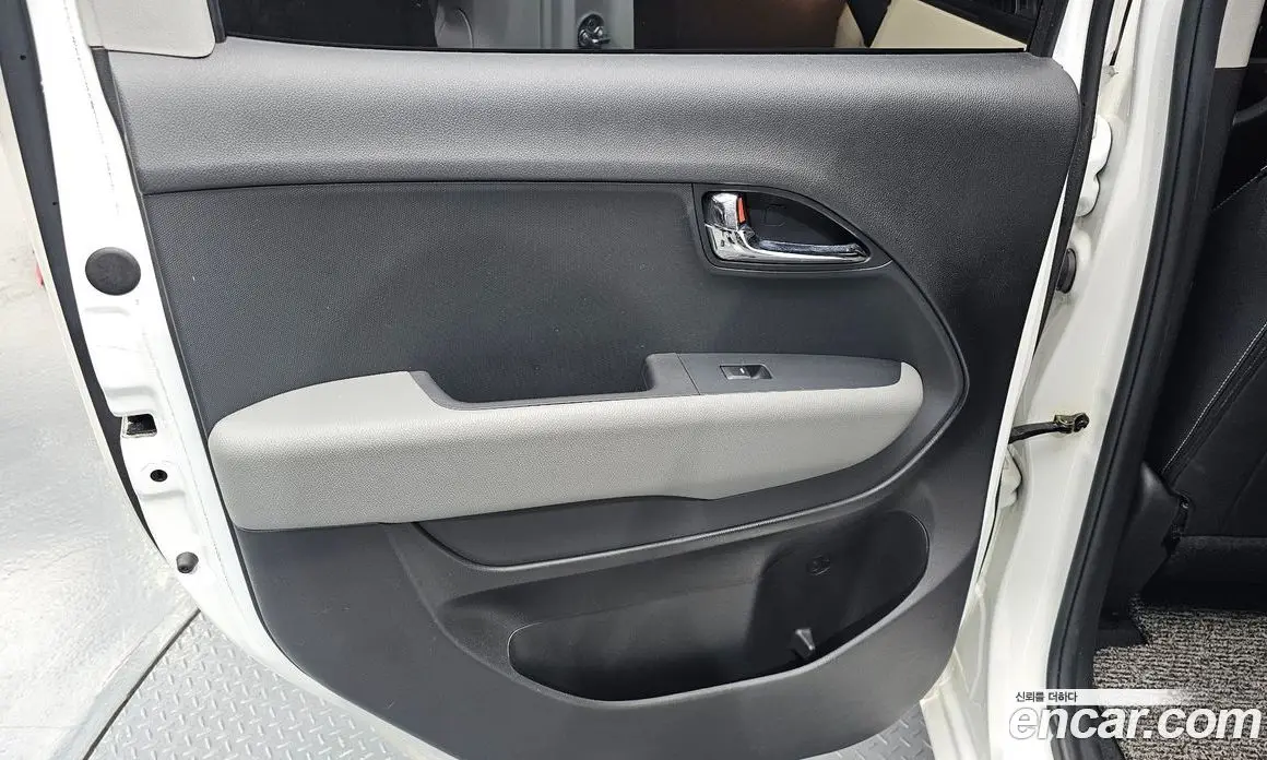 Kia Ray 2019 1.0 автомат (гидро), фото 14