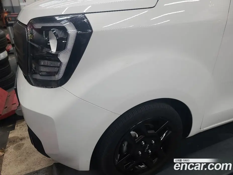 Kia Ray 2023 1.0 автомат (гидро), фото 5