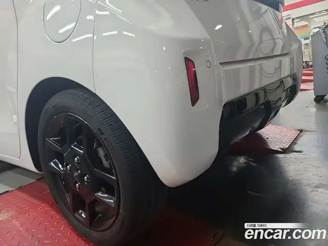 Kia Ray 2023 1.0 автомат (гидро), миниатюра 9