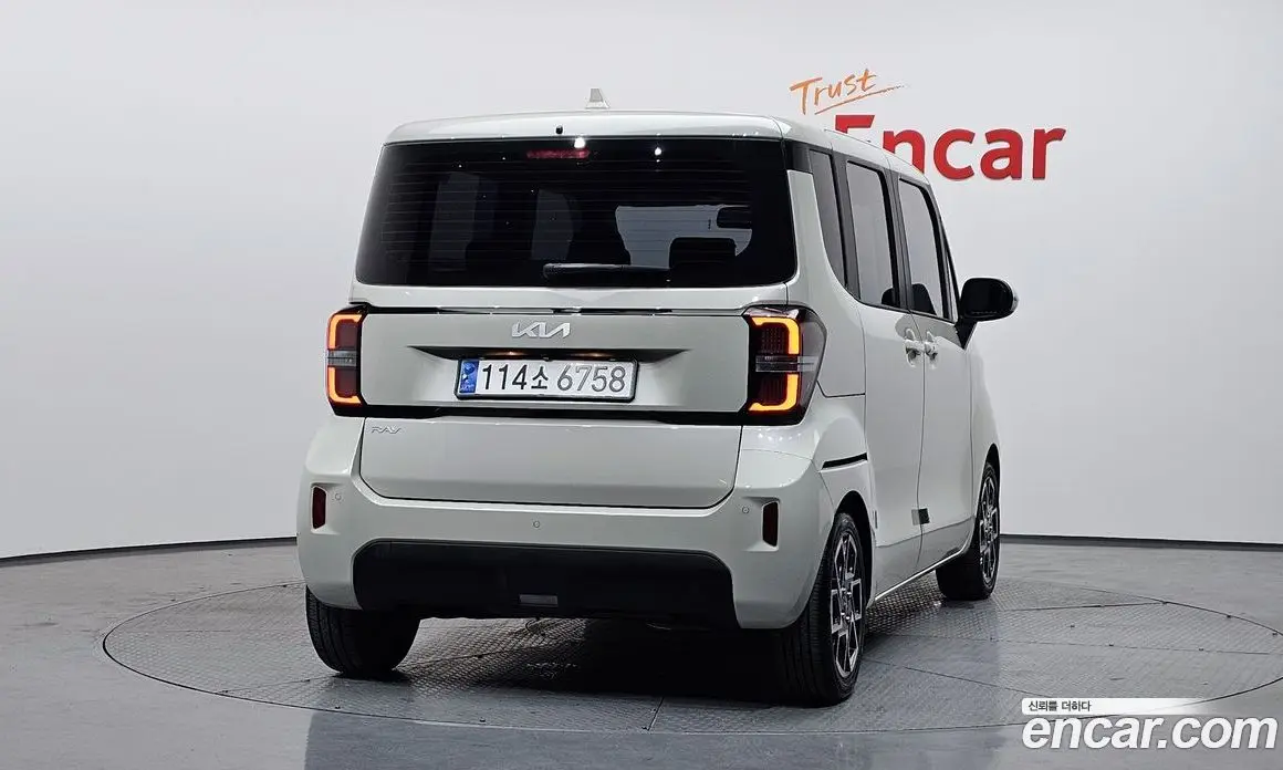 Kia Ray 2024 1.0 автомат (гидро), фото 4