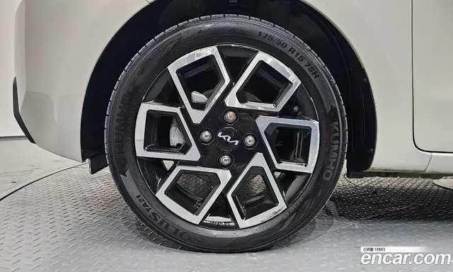 Kia Ray 2024 1.0 автомат (гидро), миниатюра 5