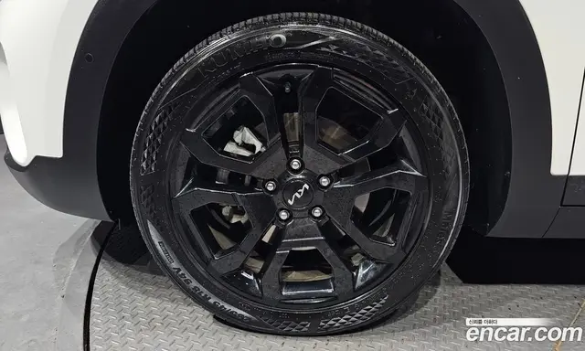 Kia Seltos 2023 1.6 автомат (гидро), миниатюра 5