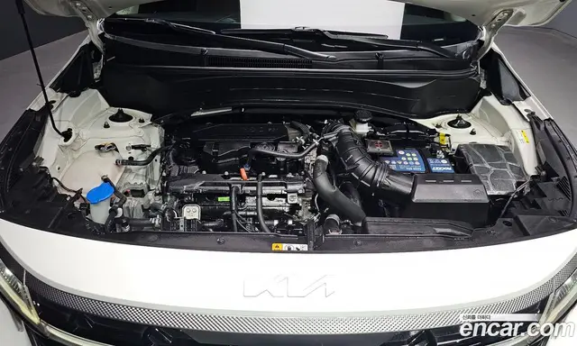 Kia Seltos 2023 1.6 автомат (гидро), миниатюра 6