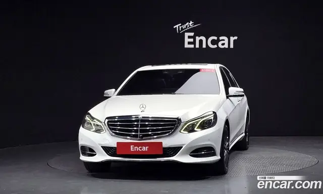 Mercedes-Benz E-Class 2015 3.5 автомат (гидро), миниатюра 2