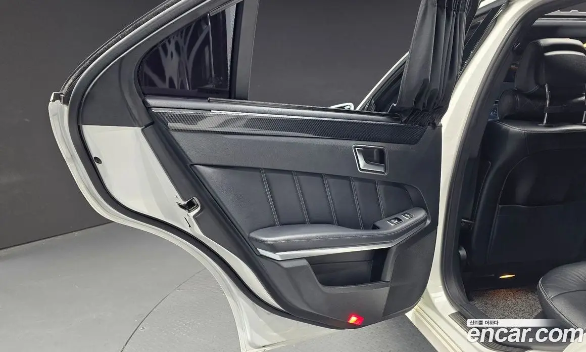 Mercedes-Benz E-Class 2015 3.5 автомат (гидро), фото 14