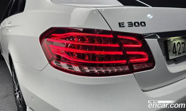 Mercedes-Benz E-Class 2015 3.5 автомат (гидро), миниатюра 8