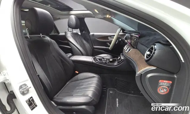 Mercedes-Benz E-Class 2016 2.0 автомат (гидро), миниатюра 11