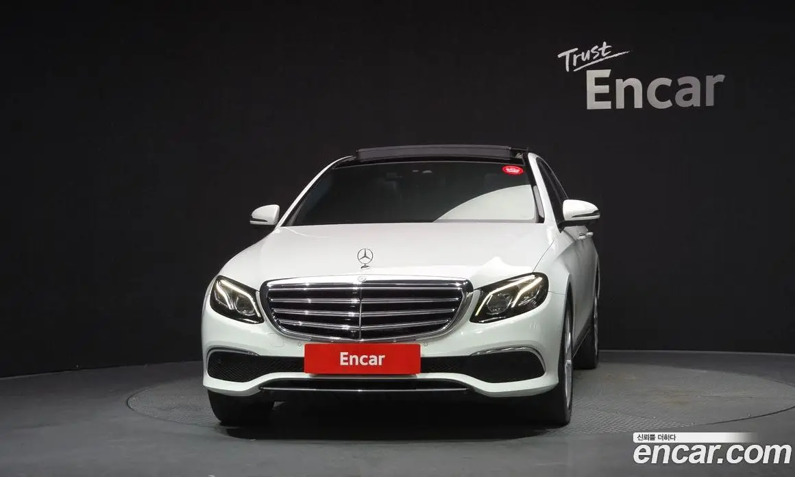 Mercedes-Benz E-Class 2016 2.0 автомат (гидро), фото 3