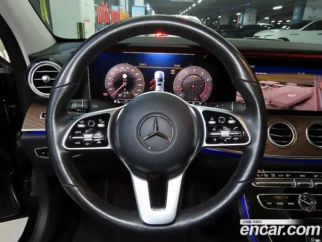 Mercedes-Benz E-Class 2020 2.0 автомат (гидро), миниатюра 8