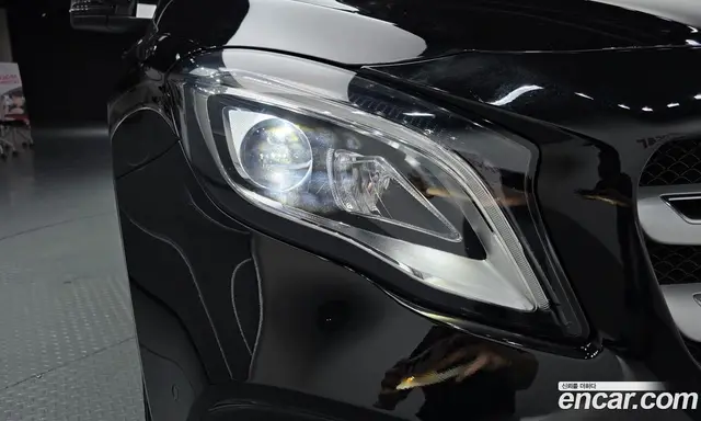 Mercedes-Benz GLA-Class 2018 2.0 автомат (гидро), миниатюра 7
