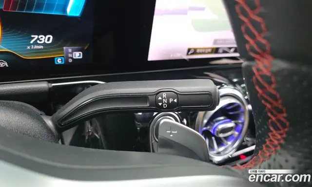 Mercedes-Benz GLA-Class 2021 2.0 автомат (гидро), миниатюра 12